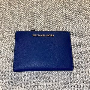 CLOSET CLOSING! Blue Michael Kors wallet